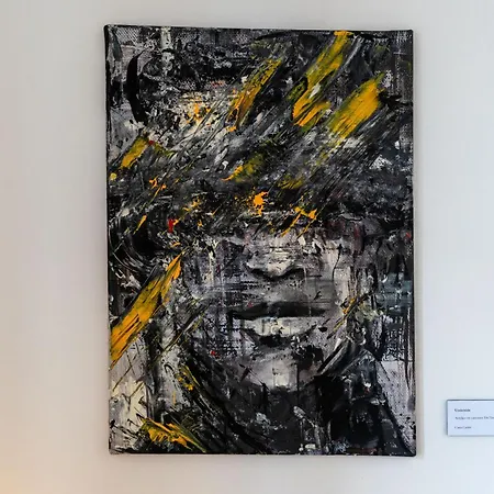 Contemporary Artist - Appartement *