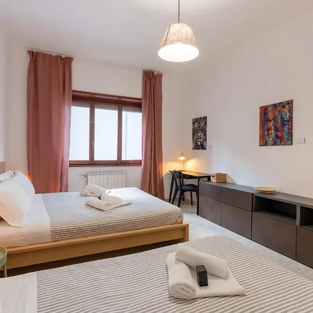 Contemporary Artist - Appartement Rome